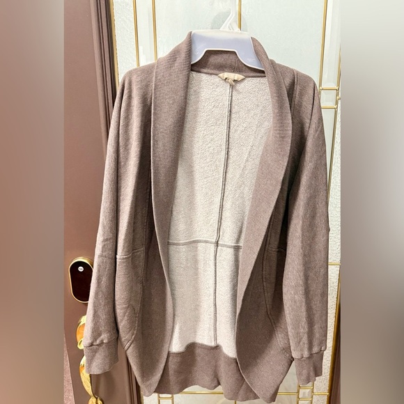 Banana Republic Taupe Zip-Up Sweater - Picture 2 of 4